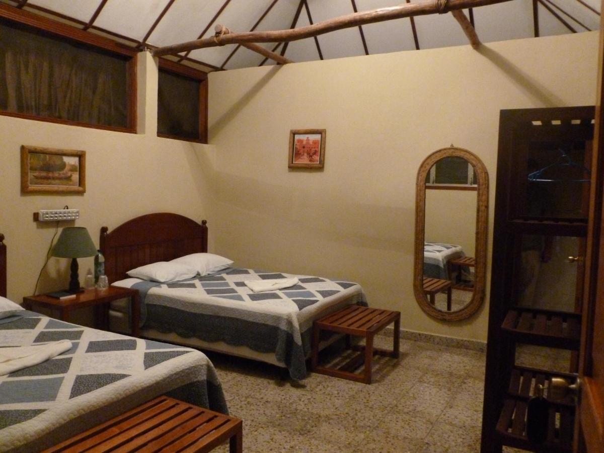 Hotel Tikal Inn Esterno foto