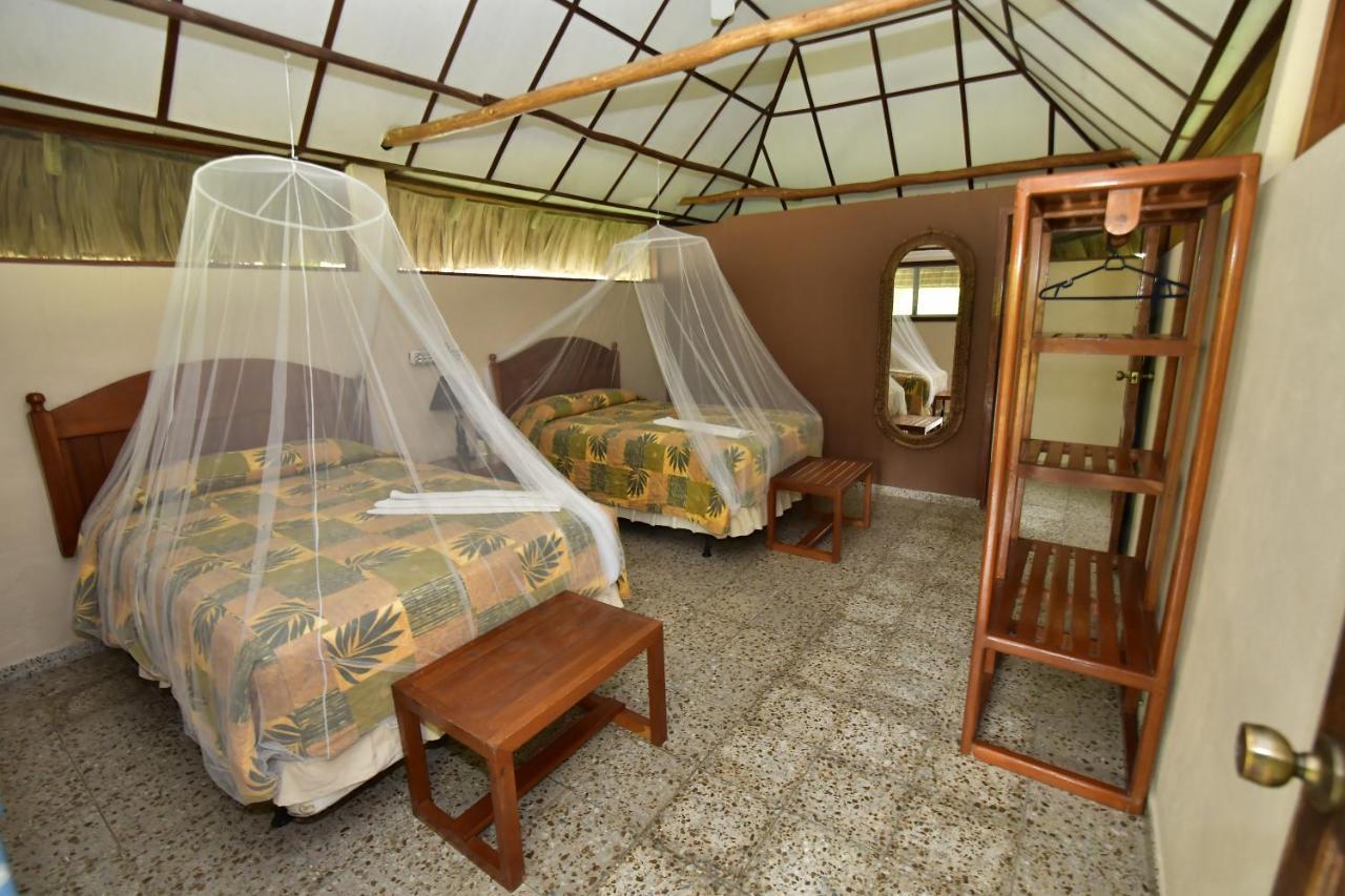 Hotel Tikal Inn Esterno foto