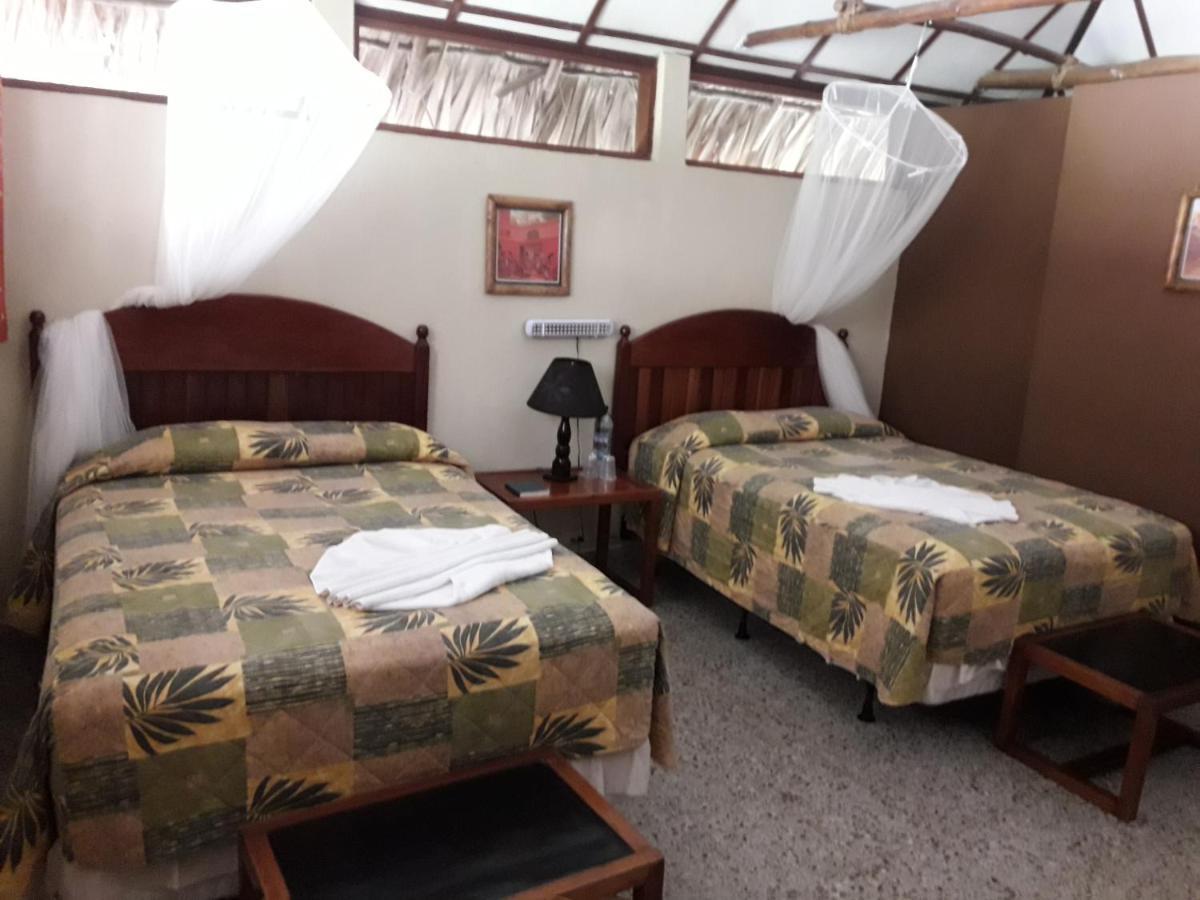 Hotel Tikal Inn Esterno foto