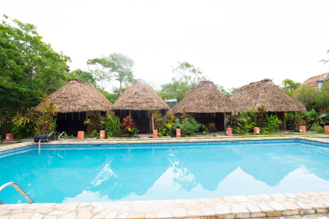 Hotel Tikal Inn Esterno foto